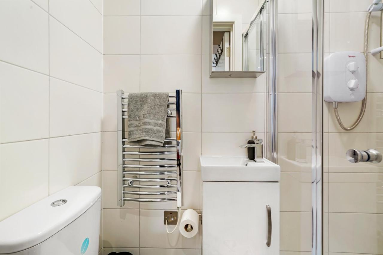 Boutique Heathrow Studio'S - Parking - Garden Apartment Harmondsworth Ngoại thất bức ảnh